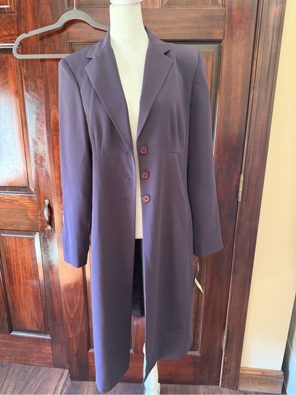Harve Bernard Womens Long Single-Breasted Coat in Deep Plum